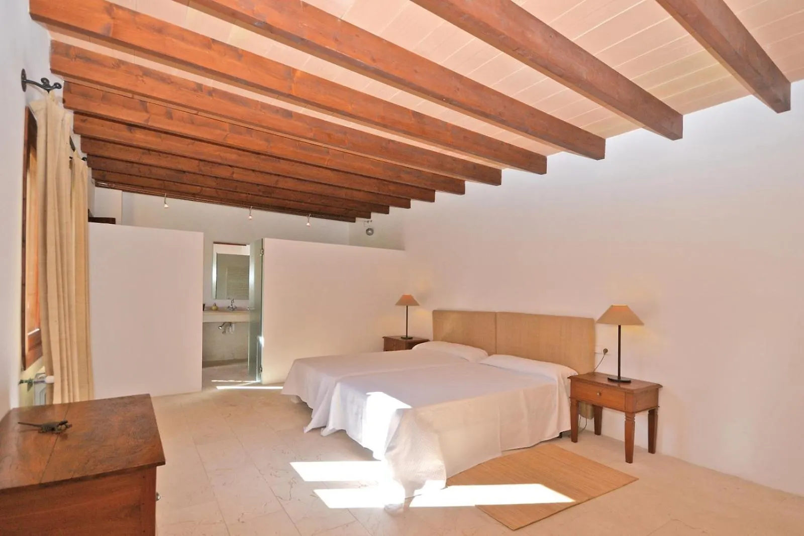 Villa Can Casta Petra
