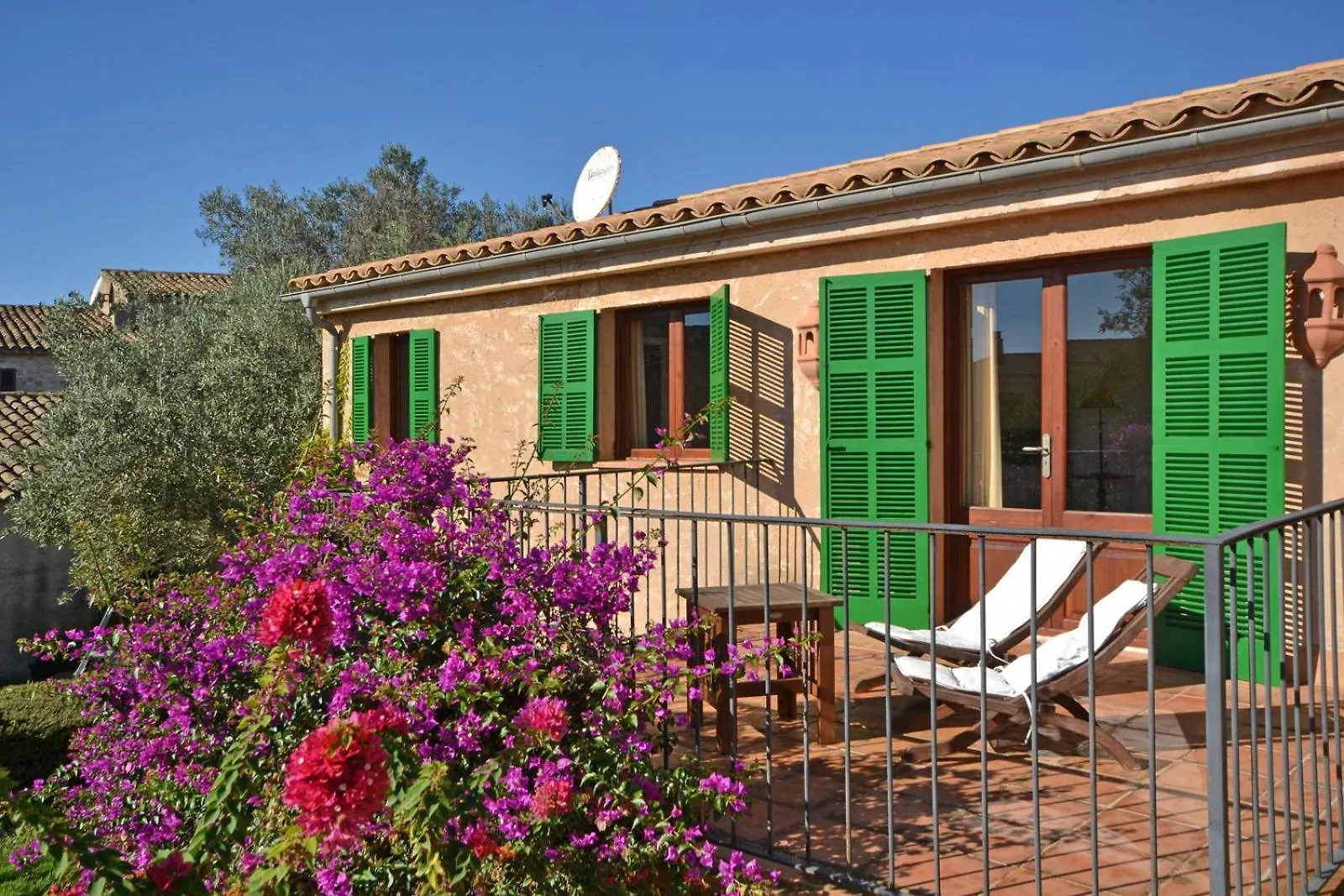 Villa Can Casta Petra